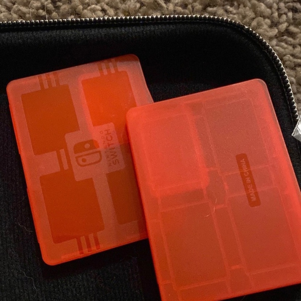 Nintendo Switch - Picture 6 of 9